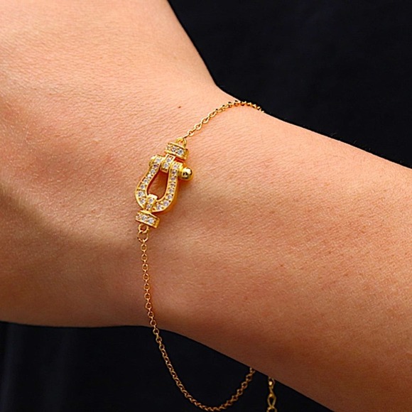 Gold Horseshoe Zircon Bracelet Chain Link Snaffle Stirrup D Ring Gift for Friend - Picture 1 of 10